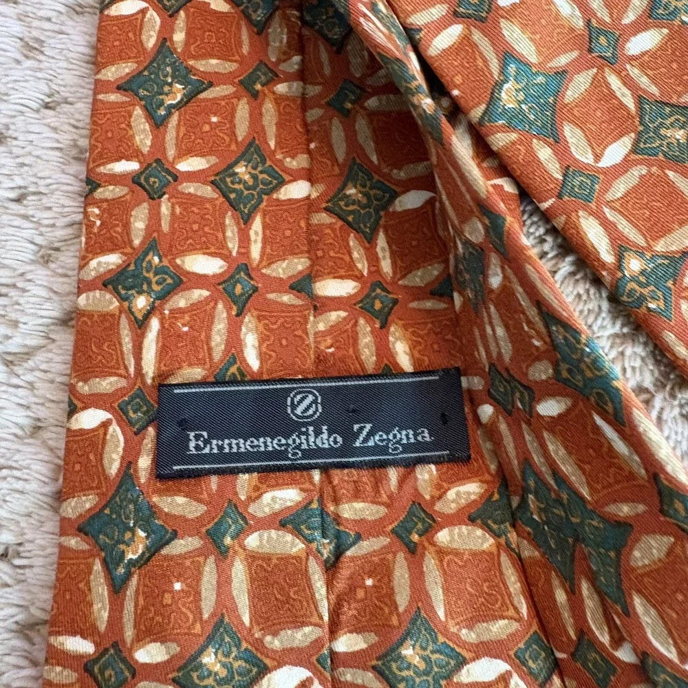 Ermenegildo Zegna Burnt Orange Jewel Tone Geometric Designer Silk Tie 3 3/4 x 59